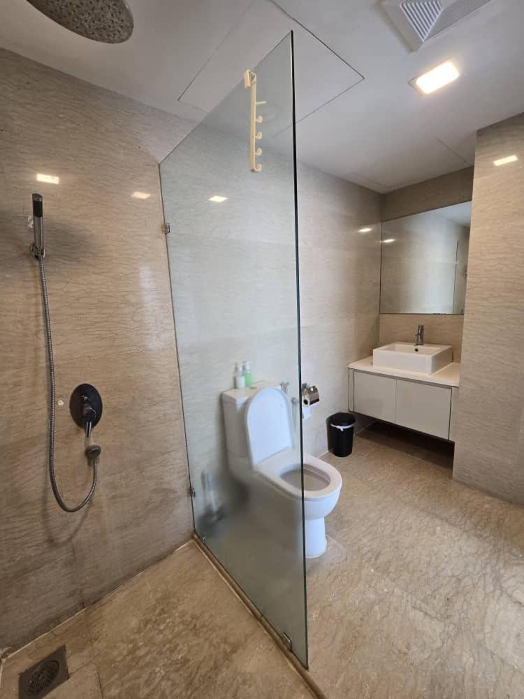 Klcc Sogo New 2r2b Lrt Pwtc Sunway Putra Sky Pool Appartement *