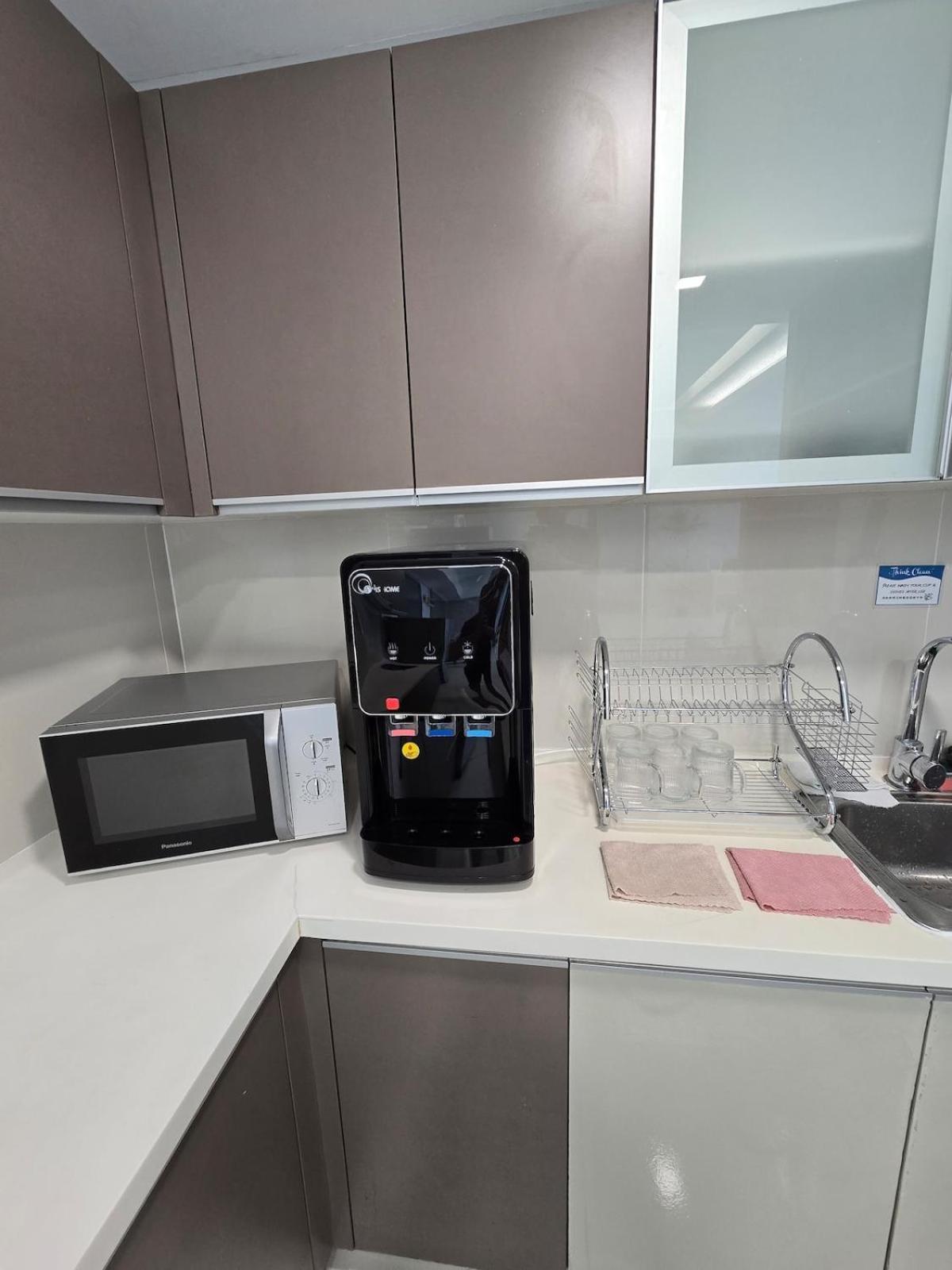 Appartement Klcc Sogo New 2r2b Lrt Pwtc Sunway Putra Sky Pool